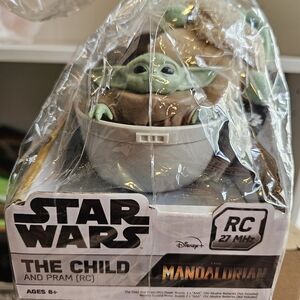 Star Wars The Child Remote Control Toy - Green and Gray